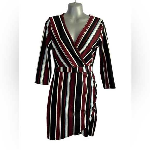Almost Famous Striped Dress • Size: M • Used - Picture 5 of 8